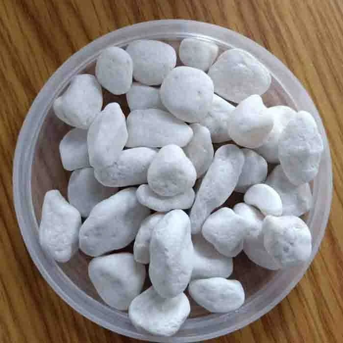 20mm white pebbles